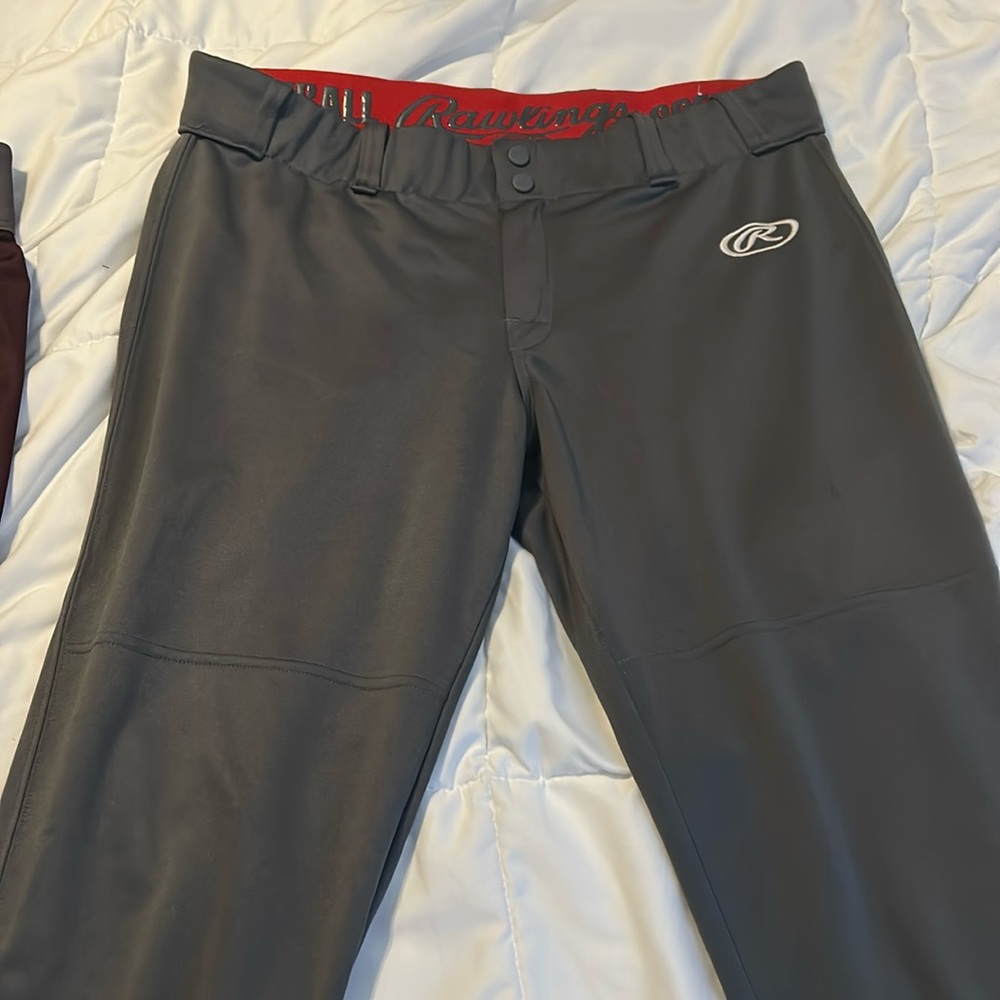 Rawlings ladies softball pants size XL.   EUC. Worn once